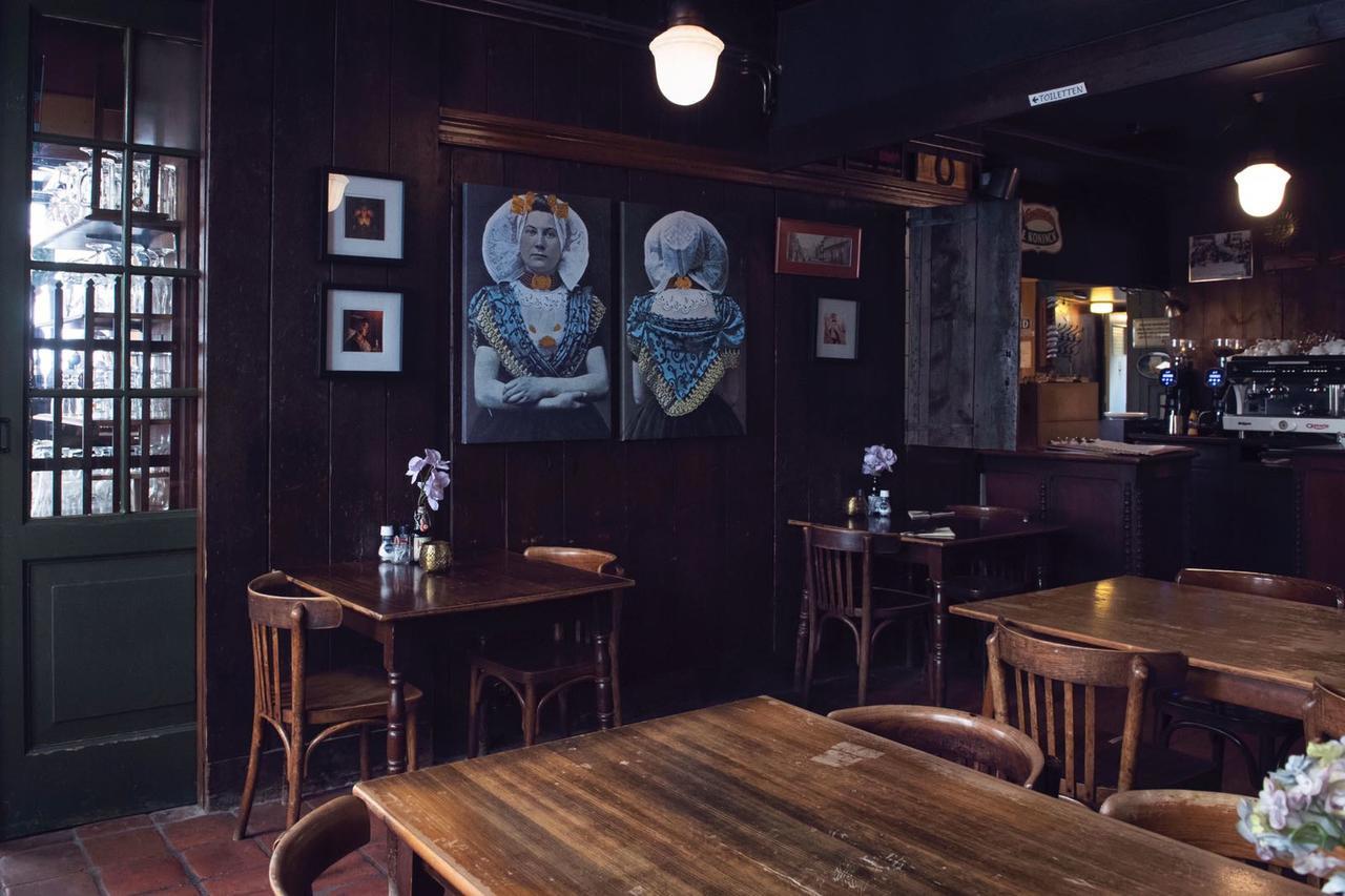 Cafe Restaurant Hotel De Mug Middelburg Bagian luar foto